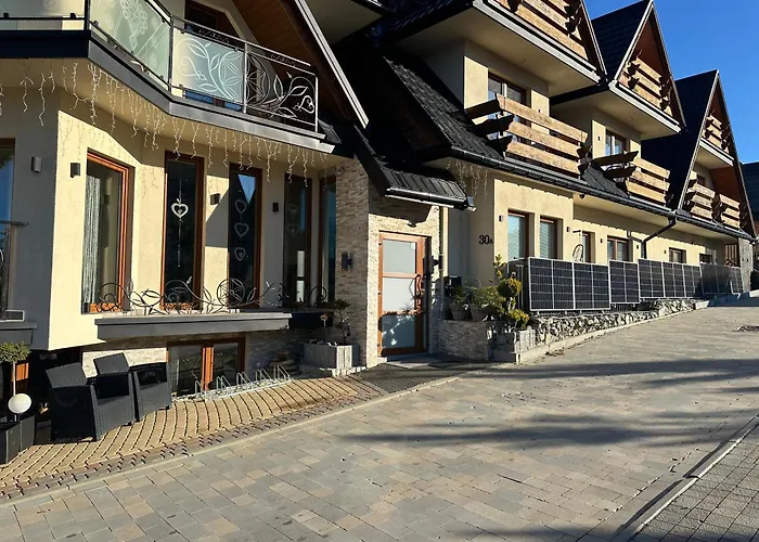 Z Wanną Z Hydromasażem Na Wyłączność Lub Pokoje Z Prysznicem 2 Osobowe I 4 Osobowe Zakopane